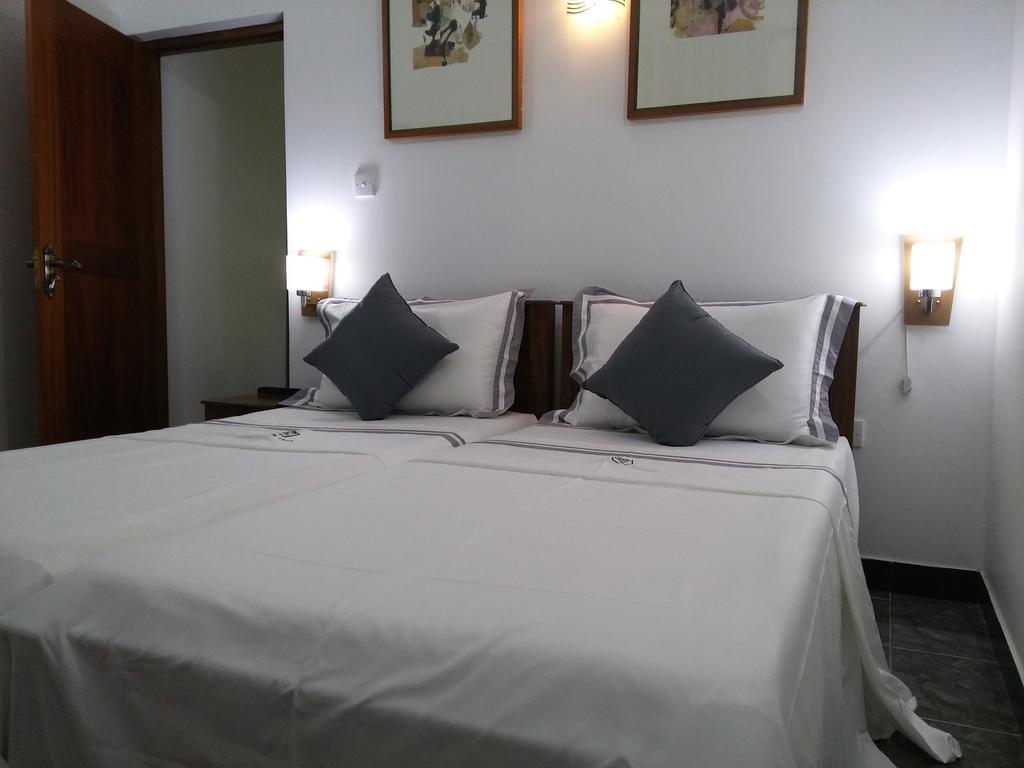 Bed and Breakfast West Dene Негомбо Екстер'єр фото